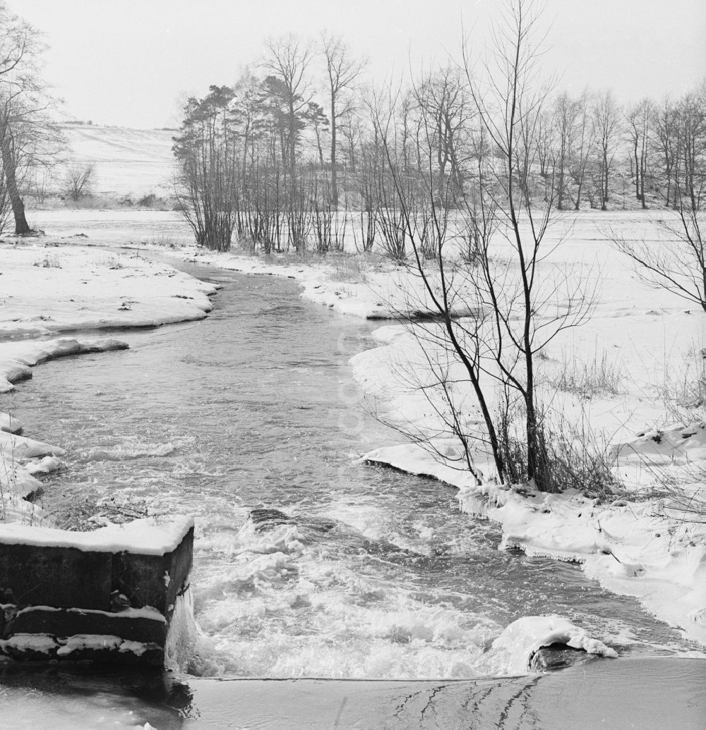 Riesa: Winterlandschaft in Riesa in Sachsen in der DDR