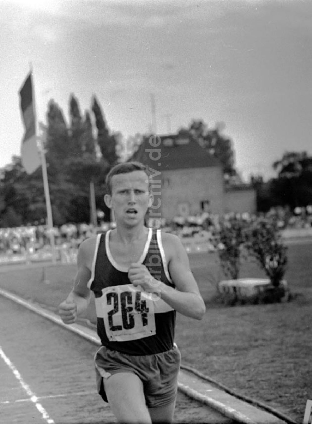 DDR-Fotoarchiv: Halle - XX. Leichtathletik Meisterschaft Halle Jörg Blümer, DHfK Foto unbekannt