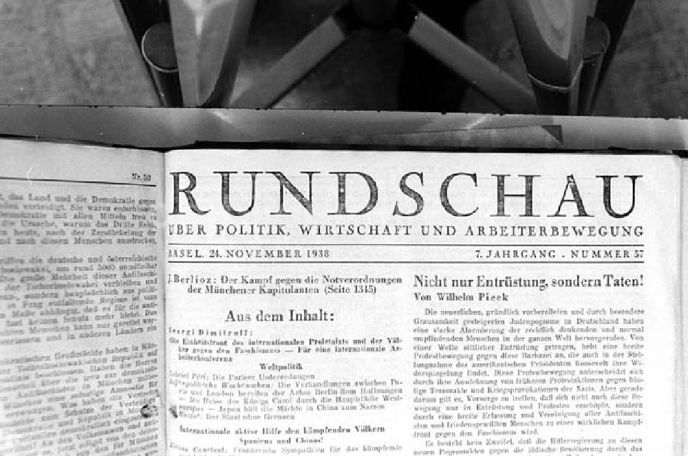 : Zeitungsreproduktion Umschlagnr.: 1216 Foto: Schönfeld