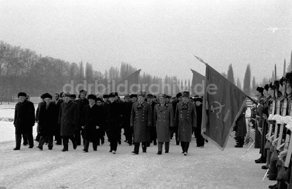 Berlin: 20.02.1986 zum 68. Geburtstag der UdSSR wurde eine Streikräfte E