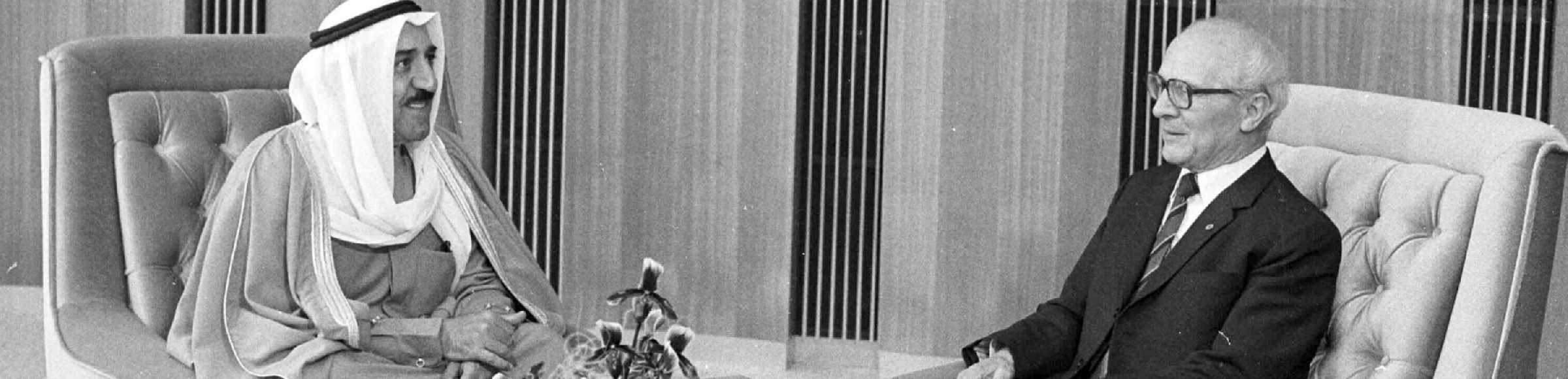 Scheich Sheikh Saad Al-Abdullah Al-Sabah beim Generalsekrätär und Vorsitzenden des Staatsrates Erich Honecker in Berlin auf dem Gebiet der ehemaligen DDR, Deutsche Demokratische Republik